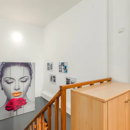 度假居 Beautiful In With Jacuzzi