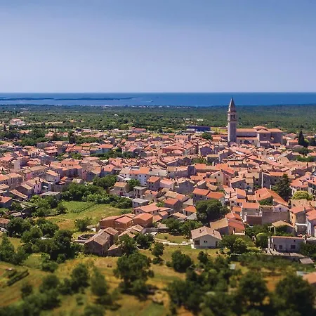 Beautiful In With Jacuzzi * Gajana